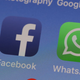 Imagen para el artículo titulado WhatsApp comienza a probar mensajes que se autodestruyen al cabo de un tiempo